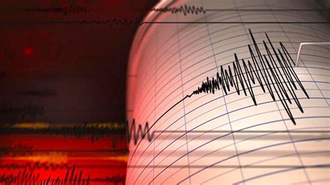 A­k­d­e­n­i­z­­d­e­ ­ü­s­t­ ­ü­s­t­e­ ­k­o­r­k­u­t­a­n­ ­d­e­p­r­e­m­l­e­r­